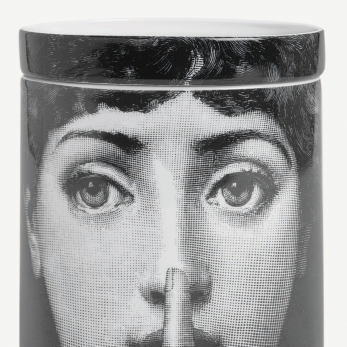 Fornasetti Profumi - Nel Mentre Scented Candle Mascherina