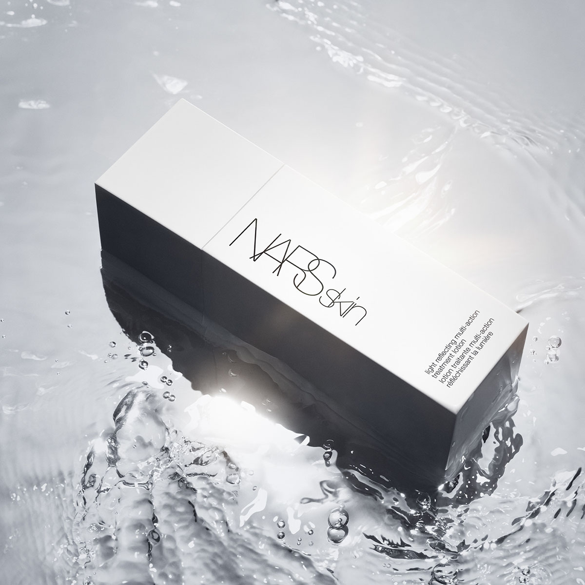 NARS - Light Reflecting Treatment Lotion